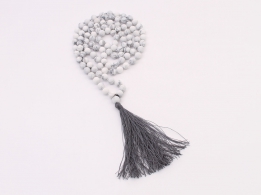 Mala howlite